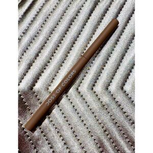 DOSE OF COLORS- NWOT -Warm Nude Long Wearing Lip Liner in "Cashew Later". No Box
